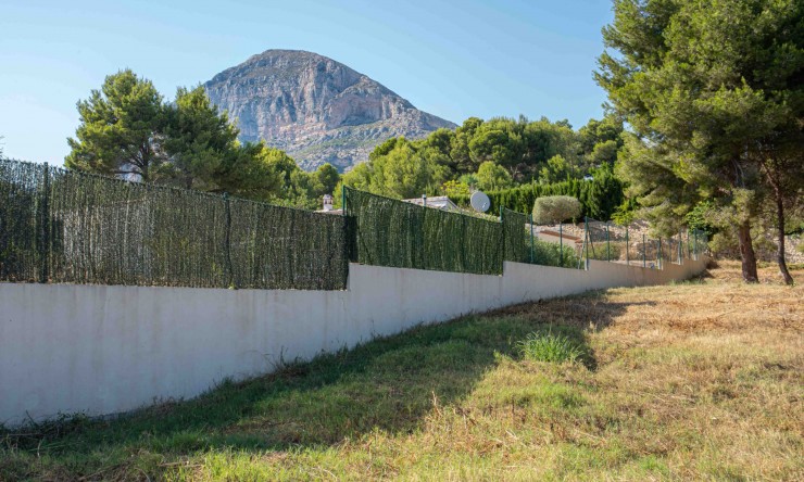 Resale - Plot -
Jávea - Tossals