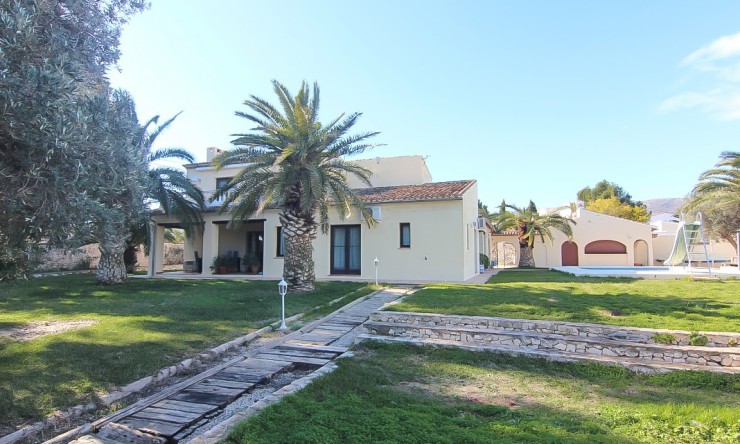 Reventa - Villa -
Benissa