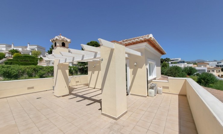 Resale - Villa -
Moraira - Sabatera