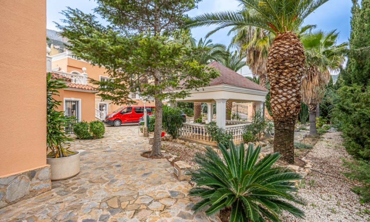 Resale - Villa -
Calpe - Partida Maryvilla