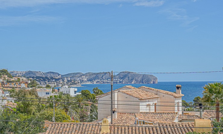 Herverkoop - Reclame -
Calpe - Les Bassetes