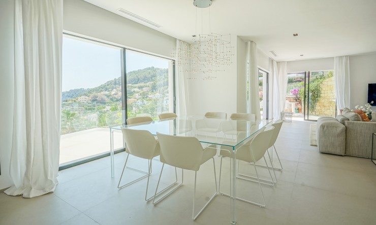 Resale - Villa -
Jávea - Portichol