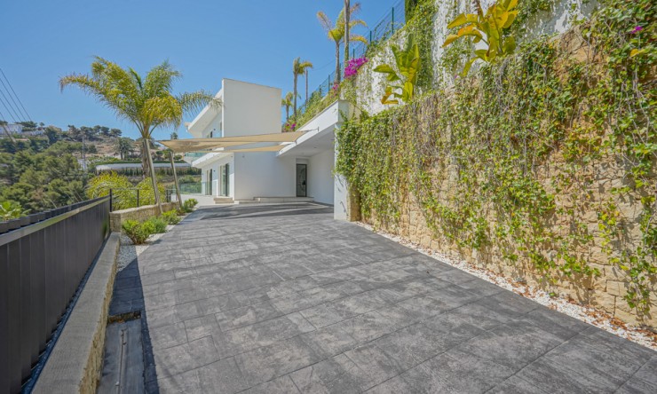 Resale - Villa -
Jávea - Portichol