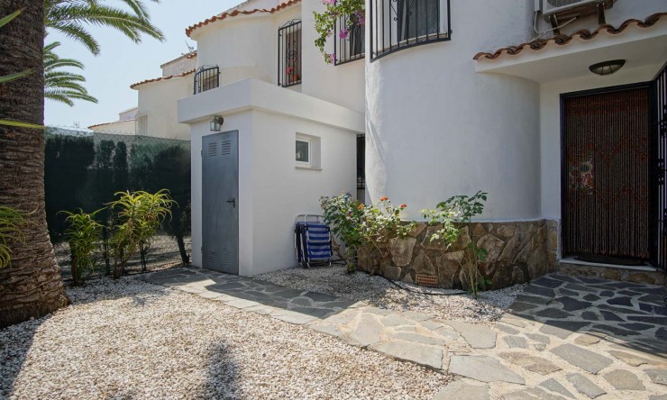 Resale - semi-detached -
Denia - El Palmar