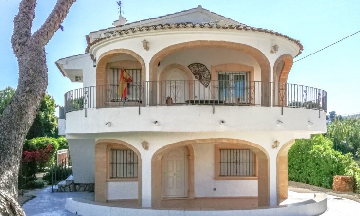 Resale - Villa -
Jávea - Cala Blanca