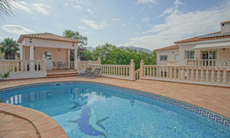 Resale - Villa -
Orba - Aspre