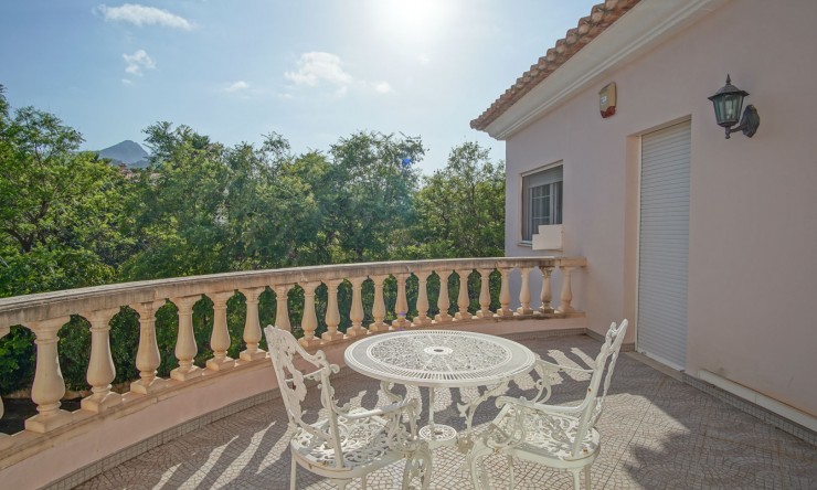 Resale - Villa -
Orba - Aspre