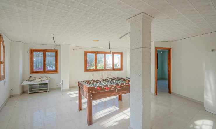 Resale - Villa -
Benissa - Centre