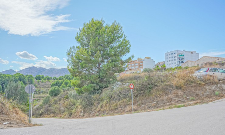 Resale - Plot -
Benissa - Centre