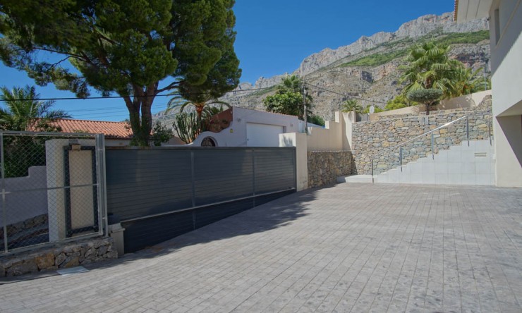 Wiederverkauf - Villa -
Altea - Sierra de Altea