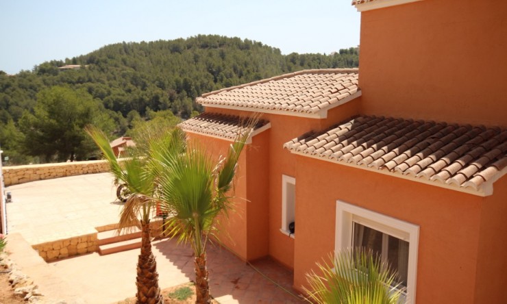 Resale - Villa -
Jávea - Tosalet