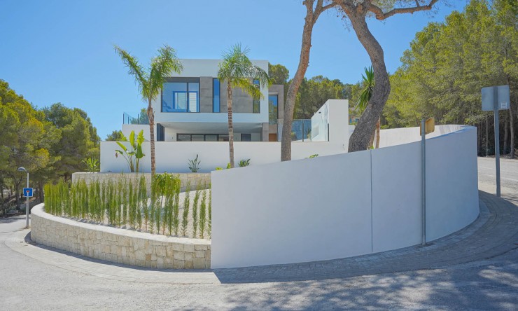 Neue Gebäude - Villa -
Moraira - Benimeit