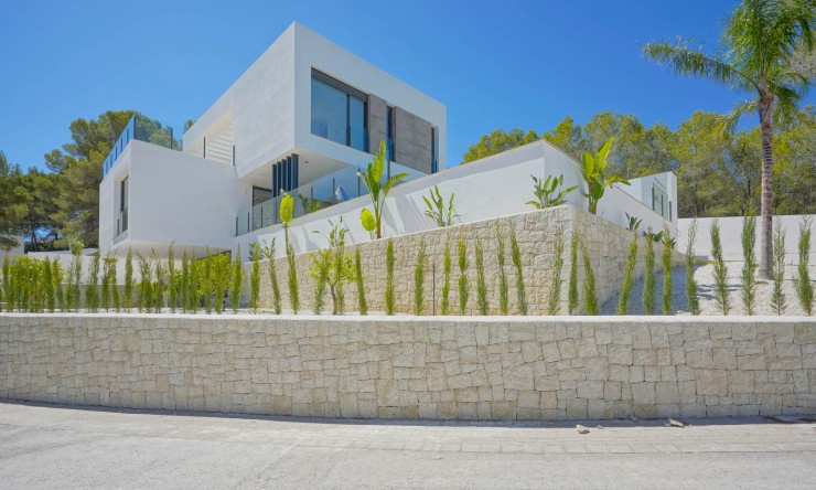 Neue Gebäude - Villa -
Moraira - Benimeit