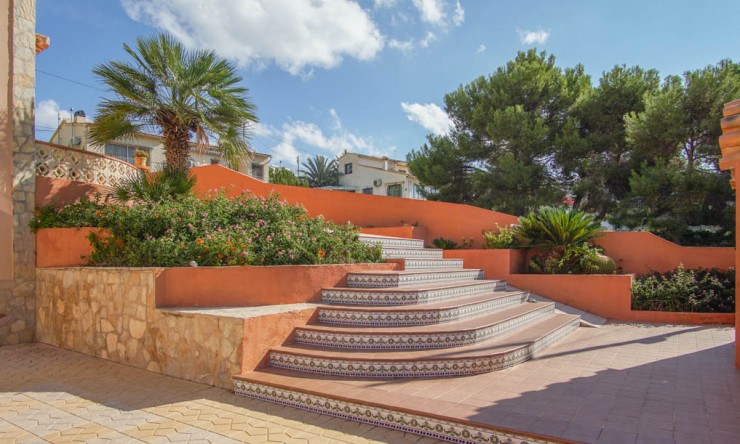 Wiederverkauf - Villa -
Calpe - Partida La Calalga