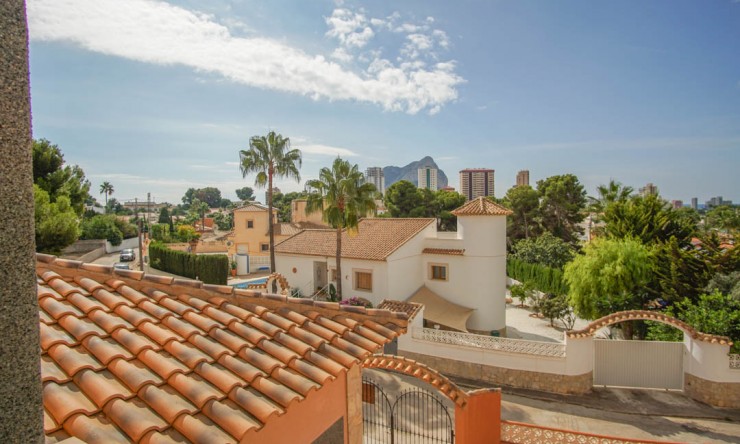 Herverkoop - Villa -
Calpe - Partida La Calalga