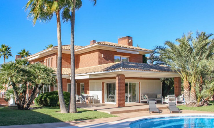 Reventa - Villa -
Benidorm - de Napoles