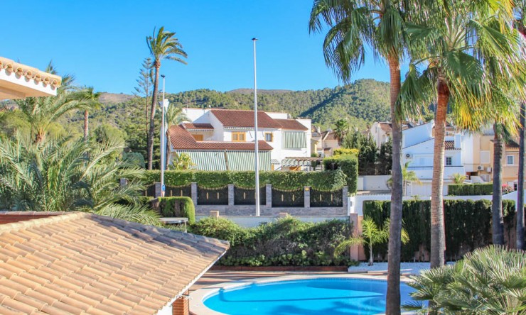 Resale - Villa -
Benidorm - de Napoles