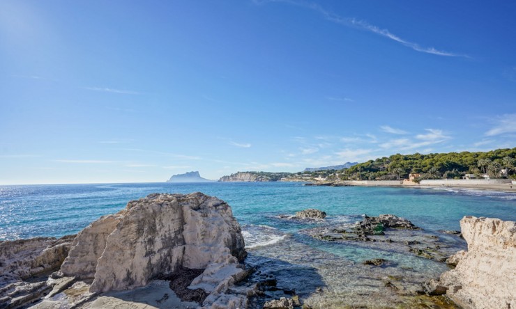 Neue Gebäude - Villa -
Moraira - Benimeit