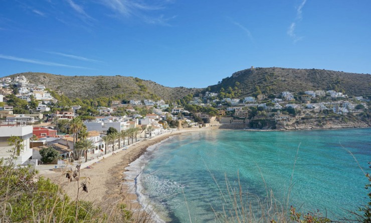 Neue Gebäude - Villa -
Moraira - Benimeit