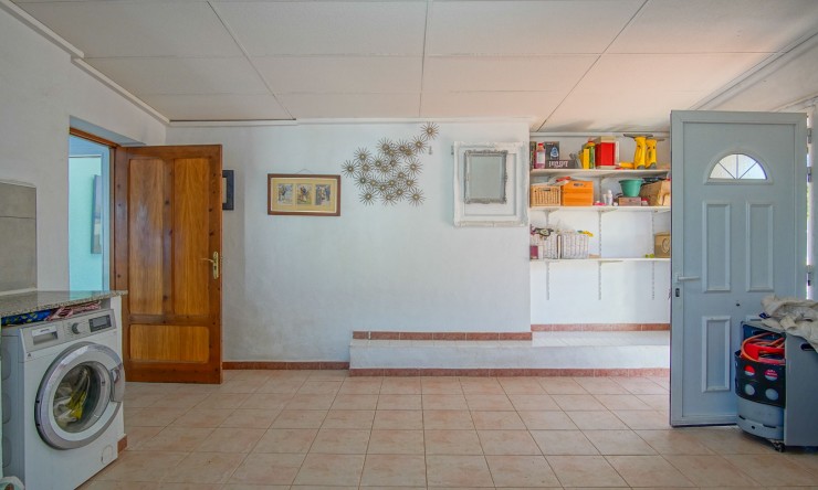 Resale - Villa -
El Vergel - Vergel