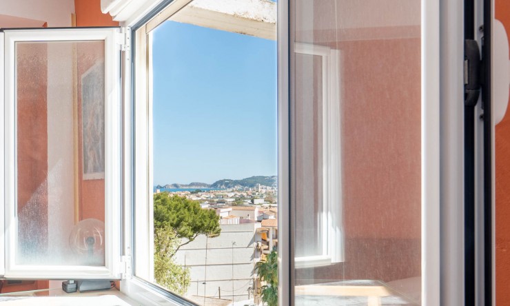 Resale - Apartment -
Jávea - Center