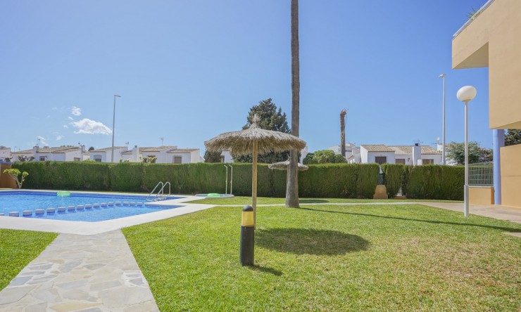 Herverkoop - Appartement -
Jávea - Cala Blanca