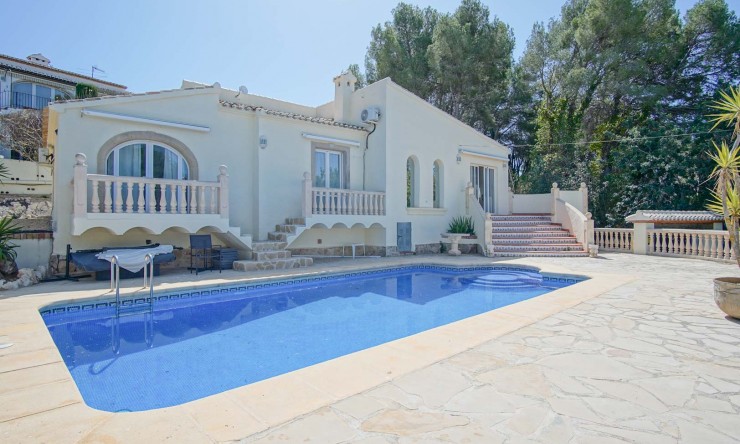 Resale - Villa -
Jávea - Rafalet