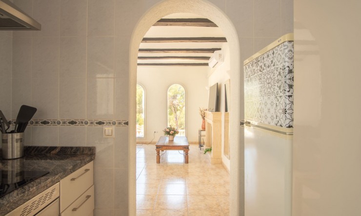 Resale - Villa -
Jávea - Rafalet