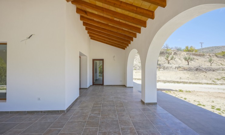 Resale - Villa -
Benissa - Partida Lleus