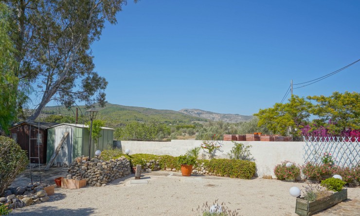 Resale - Villa -
Jávea - Tarraula