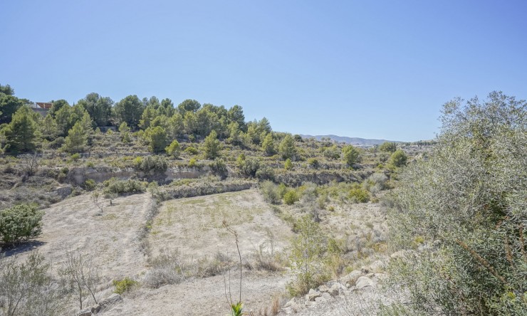 Resale - Villa -
Benissa - Partida Llenes