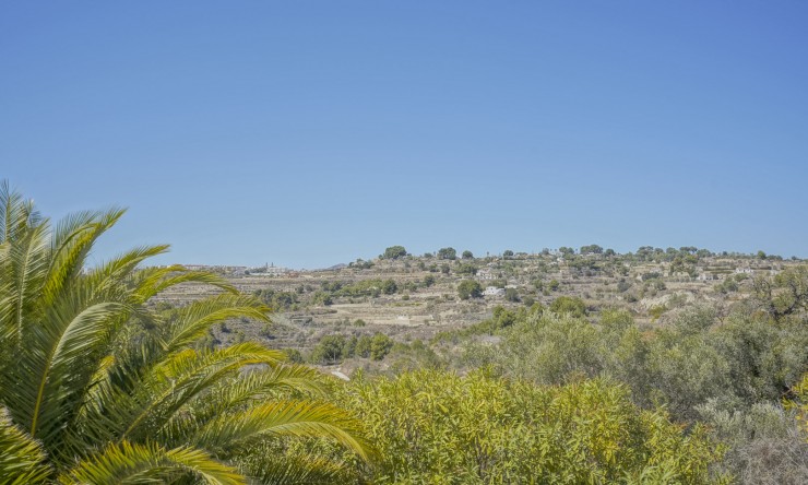 Resale - Villa -
Benissa - Partida Llenes