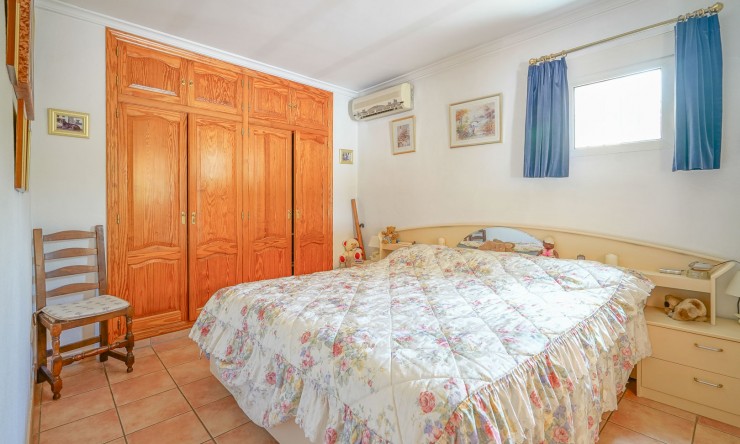 Resale - Villa -
Els Poblets - Center