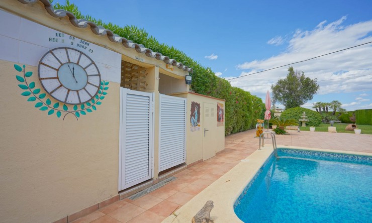 Resale - Villa -
Els Poblets - Center