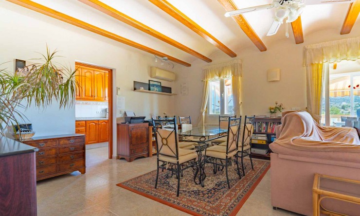 Resale - Villa -
Benitachell - Les Fonts