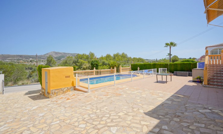 Resale - Villa -
Benitachell - Les Fonts