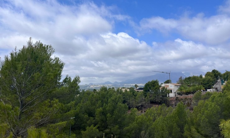 Revente - Tracé -
Altea - Urbanización Santa Clara