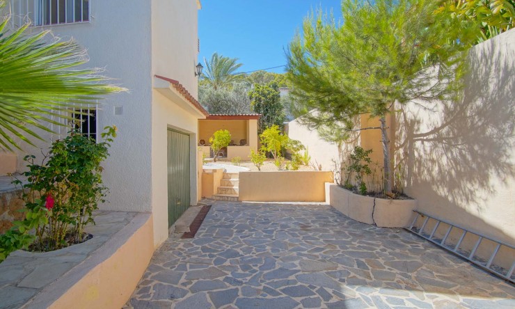 Resale - Villa -
Benissa - San Jaime