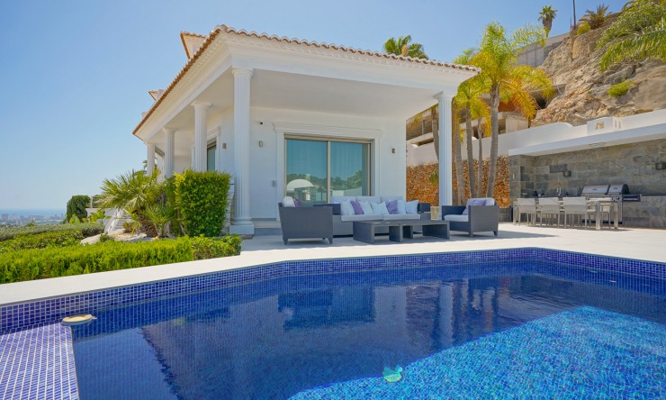 Resale - Villa -
Benissa - Fustera