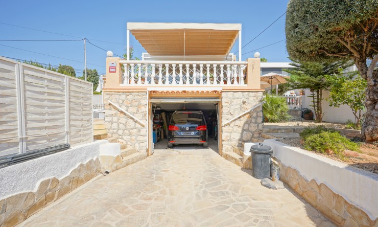 Wiederverkauf - Villa -
Calpe - Partida Calalga