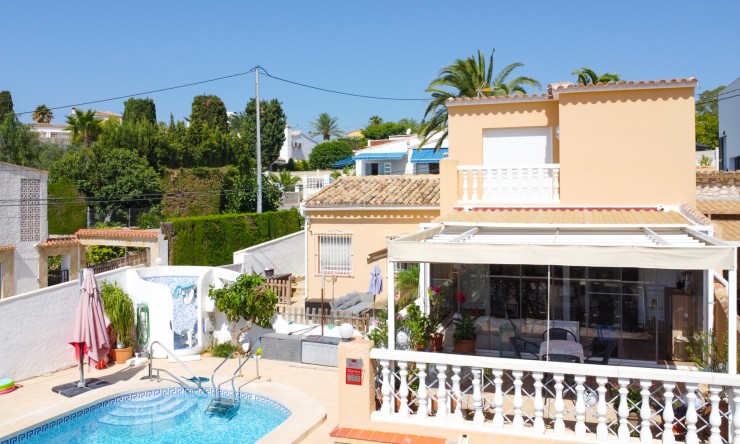 Wiederverkauf - Villa -
Calpe - Partida Calalga