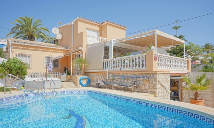 Wiederverkauf - Villa -
Calpe - Partida Calalga