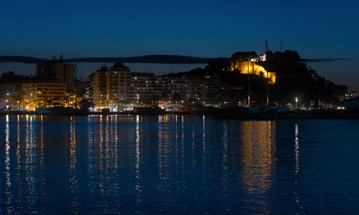 Neue Gebäude - Wohnung -
Denia - Las Marinas