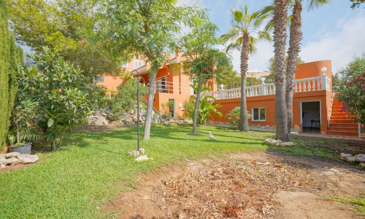 Resale - Villa -
Benitachell - Cumbre del Sol