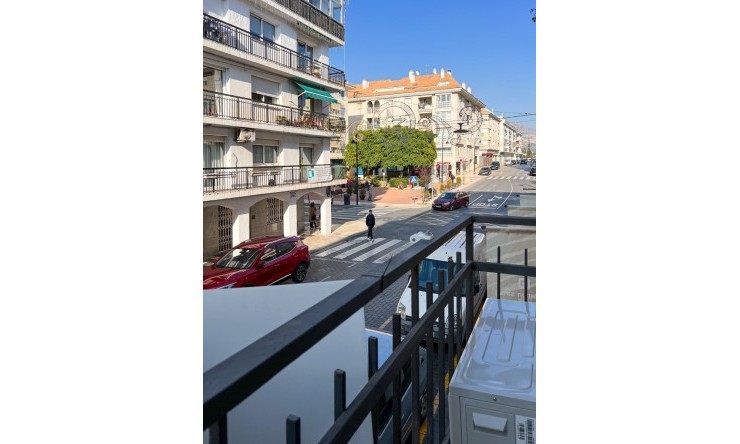 Resale - Apartment -
Altea