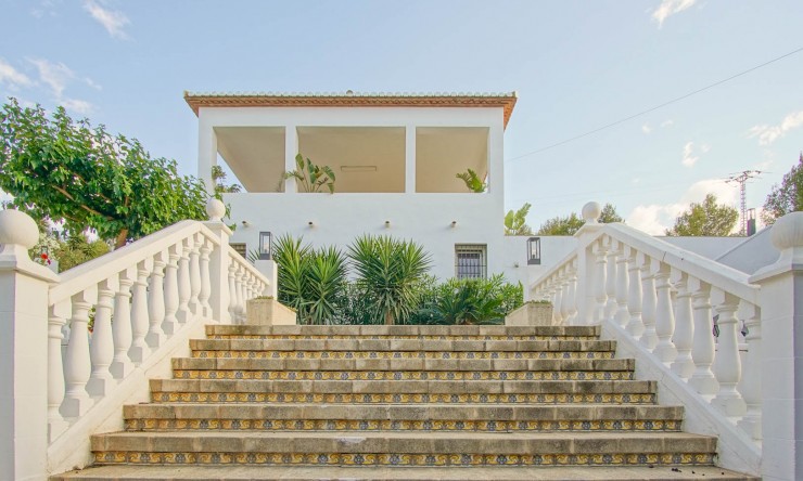 Wiederverkauf - Villa -
Denia - Las Rotas