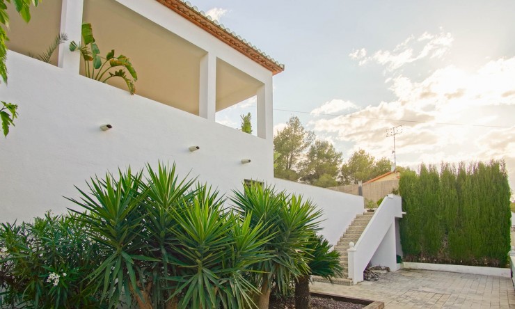 Resale - Villa -
Denia - Las Rotas