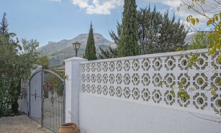 Resale - Villa -
Alcalalí - Vereda Park