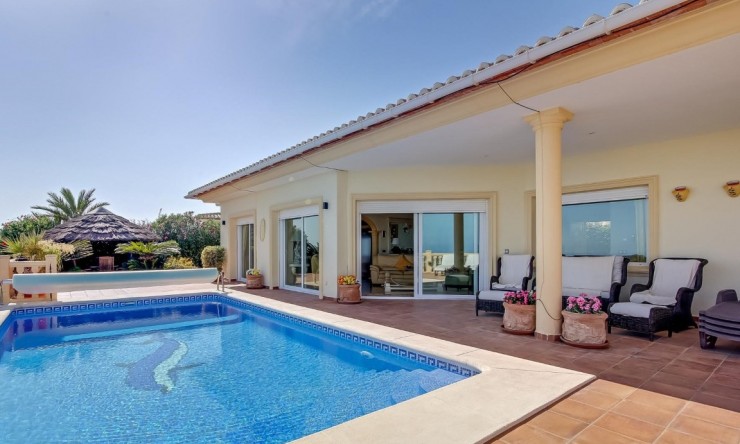 Wiederverkauf - Villa -
Moraira - Benimeit