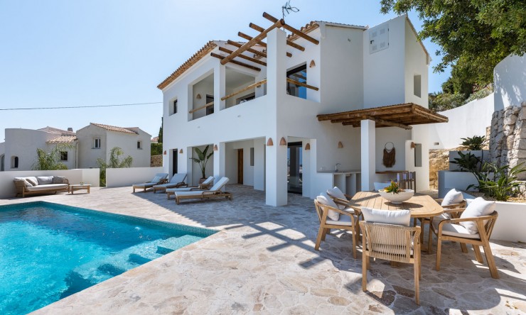 Resale - Villa -
Jávea - adsubia-toscamar